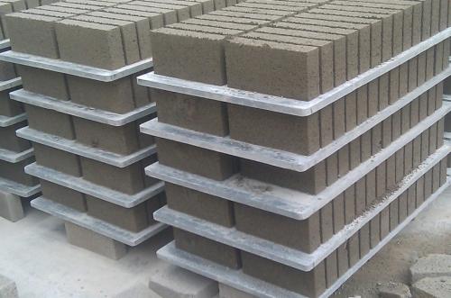 <a href=http://www.sybin.com.cn/zjtb/ target=_blank class=infotextkey>PVC磚機托板</a>廠家